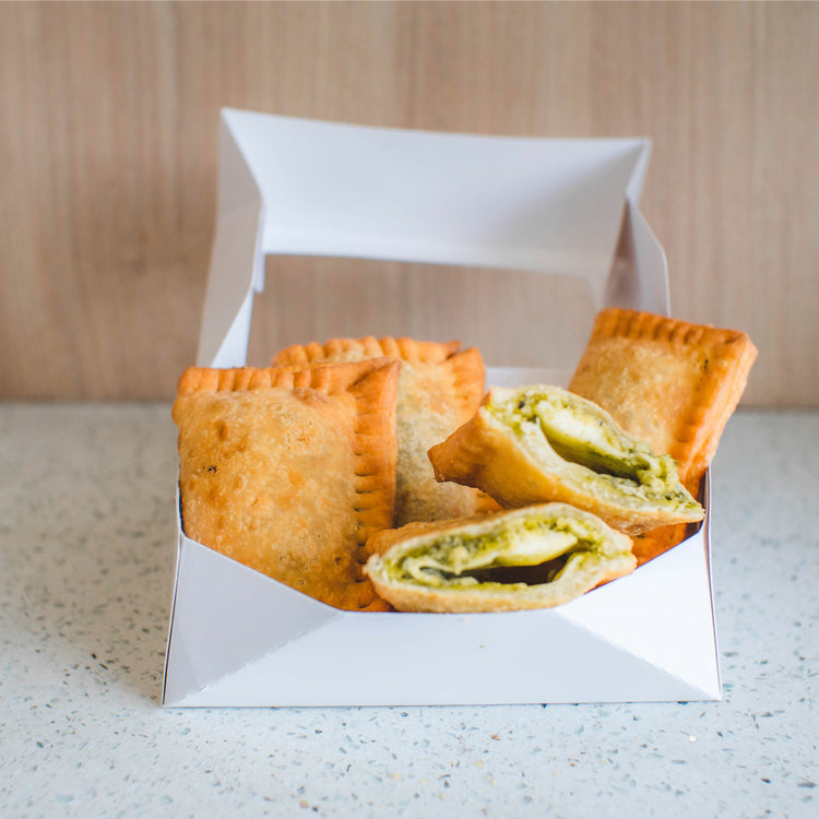Mozza Pesto Puffs (Box of 4)